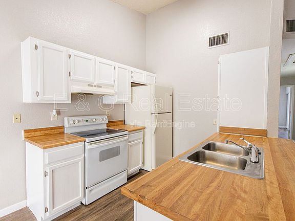 3rd image of 5236 W Peoria Ave APT 221