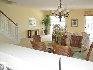 BIG ROOM