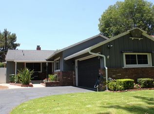 6907 Burnet Ave, Van Nuys, CA 91405