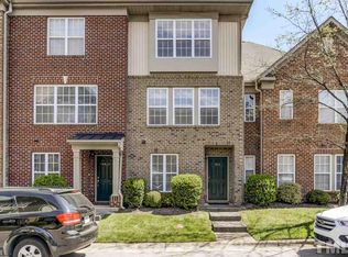 9813 Castain Dr, Raleigh, NC 27617