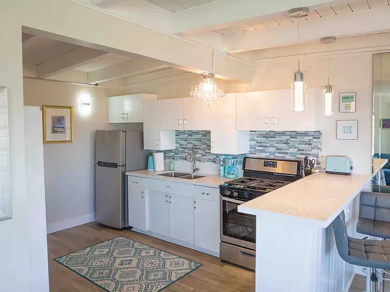 145 Cedar Way #4 — Photo 22