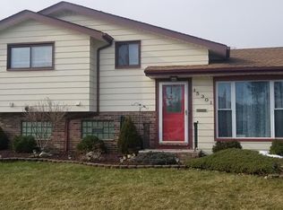 15301 Shirley Ave, Maple Heights, OH 44137