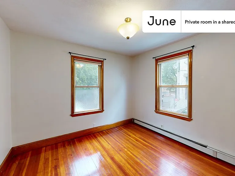105 Walnut St #A — Photo 2
