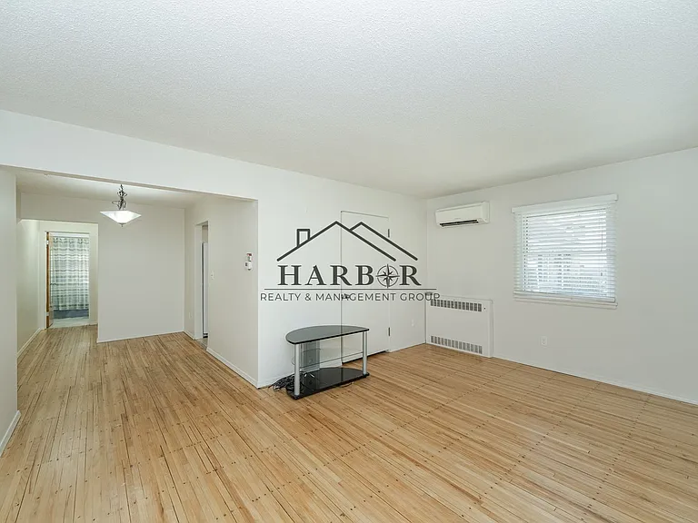 712 10th Ave SE — Photo 5