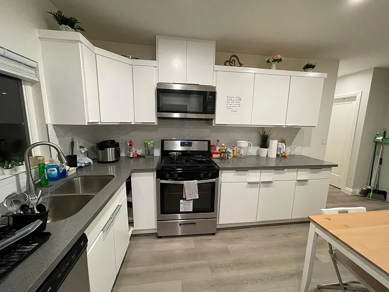 3936 Wisconsin Pl — Photo 32