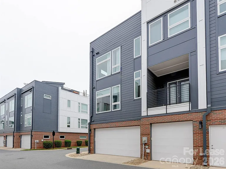 3115 Robeline Ln — Photo 43