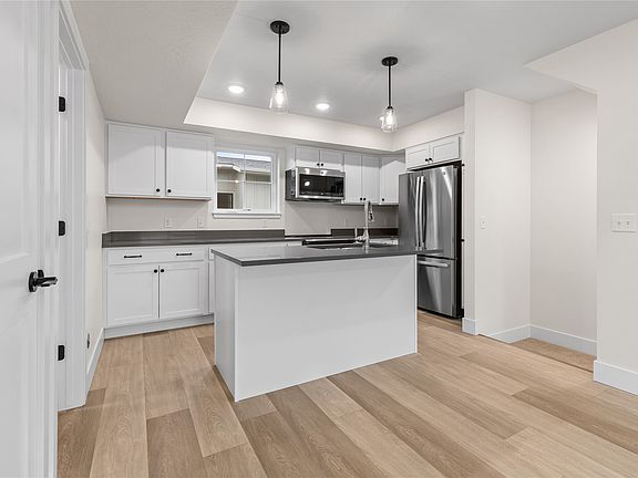 4th image of 1261 Idaho St #B