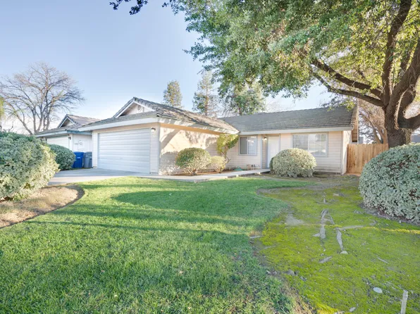 943 E Santa Rosa Street, Reedley, CA 93654