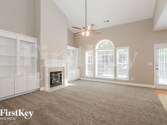 2nd image of 495 Roland Manor Dr