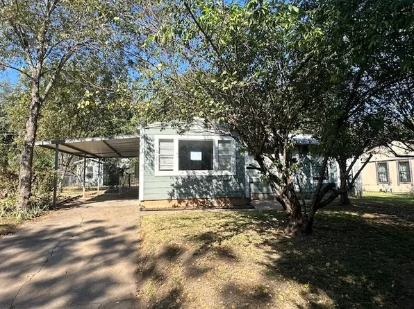 217 Clinton Dr, Weatherford, TX 76086