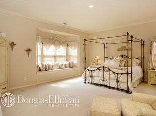 47 Auden Ave, Melville, NY 11747