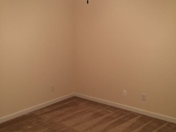 3rd image of 3226 Oak Garden Dr #A