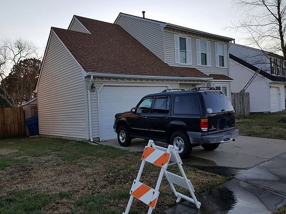 3rd image of 837 Sandoval Dr