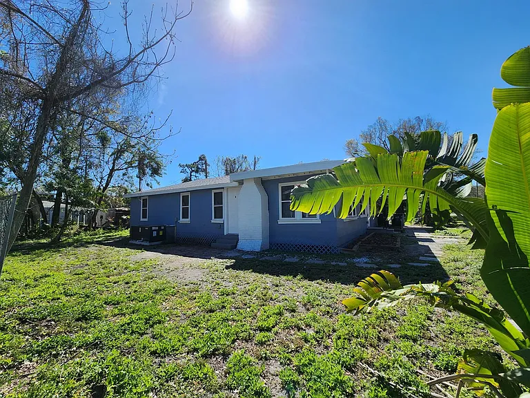IPM-1207 Kingston Avenue — Photo 1