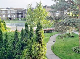 10116 Peach Pkwy #N110, Skokie, IL 60076