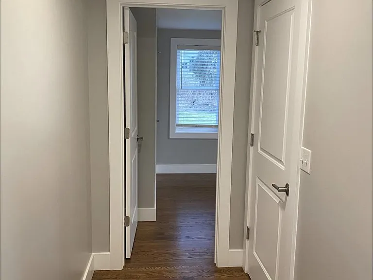 1570 Baker Rd — Photo 20
