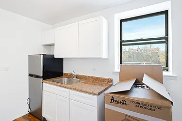 Rented by Safdie Realty Group