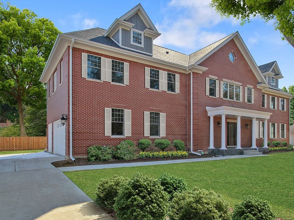 1st image of 2113 Glen Oak Dr