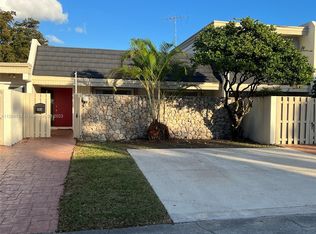 8107 SW 82nd Pl, Miami, FL 33143