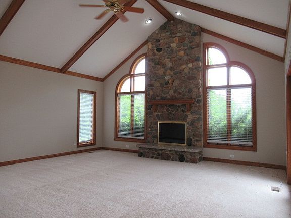4th image of 26769 N Longmeadow Cir