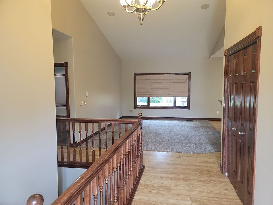 1st image of 7301 S Russet Dr