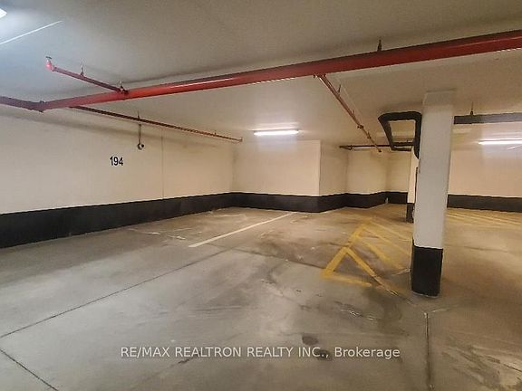 4th image of 325 S Park Rd #194