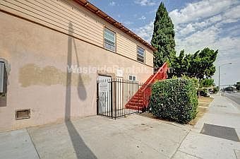 1st image of 1229 S Prairie Ave APT 1