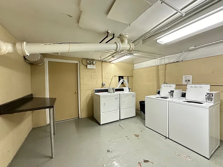 1644 W Sherwin Ave #C3 — Photo 20
