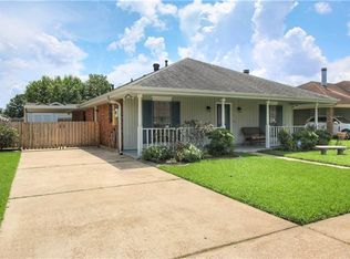 465 Rosedale Dr, Destrehan, LA 70047