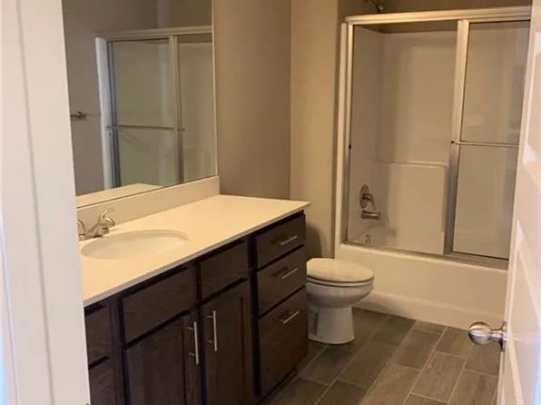 504 W Weymouth St, Siloam Springs, AR 72761