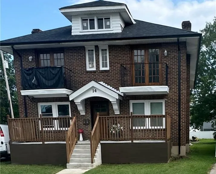 14 Maylan Dr #2 — Photo 1