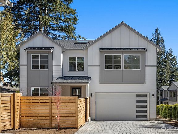 3rd image of 11356 23rd Avenue NE #2
