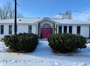 69 Nottingham Blvd, Strathcona County, AB T8A5P1