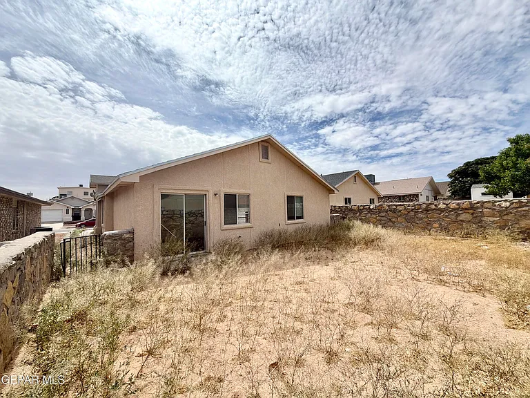 12501 Sombra Fuerte Dr — Photo 22