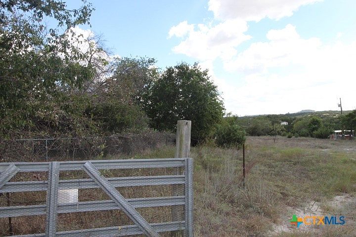 1st image of 923 Blue Stem Dr