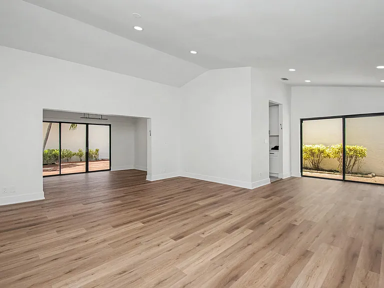 21440 Campo Allegro Dr — Photo 9