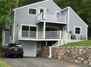 156 Hillside St, Rowley, MA 01969