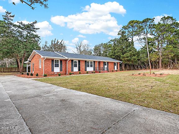 2nd image of 3202 S College Road S