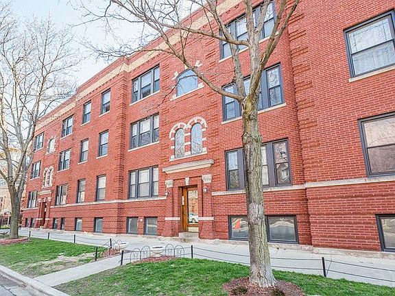 2nd image of 5603 N Wayne Ave #2
