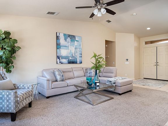 5th image of 79867 Dandelion Dr