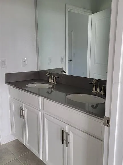 3064 Ella Way St — Photo 10
