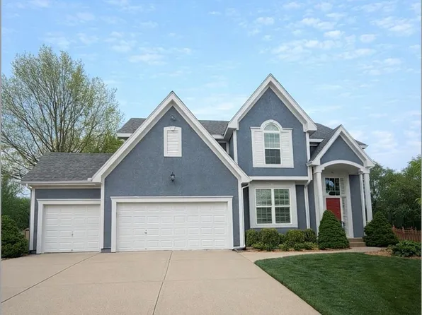 15223 Woodson Ln, Overland Park, KS 66223