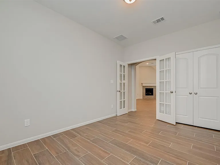 219 Little Dog Dr — Photo 10