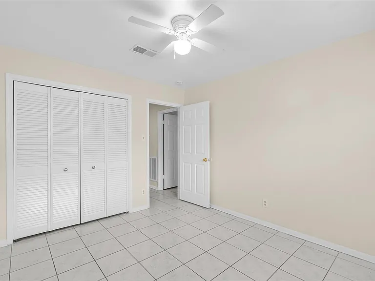 10606 Beckfield Dr — Photo 37