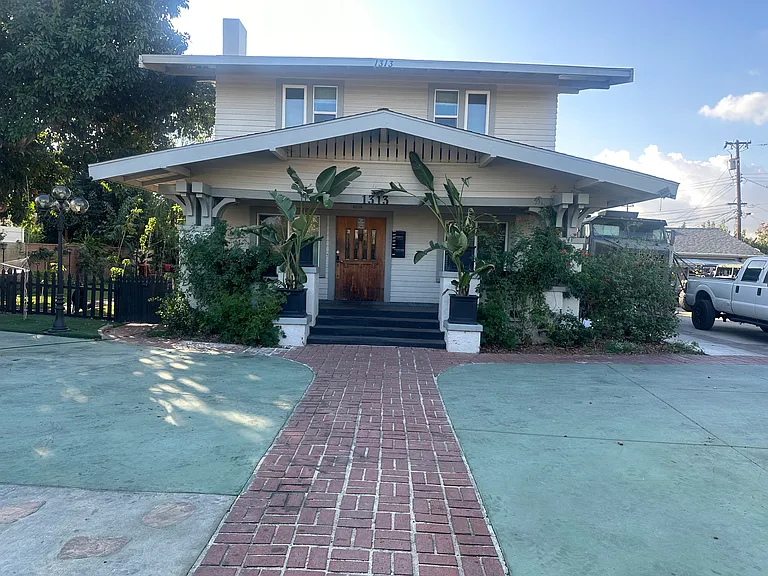 1313 N Brookhurst St — Photo 32