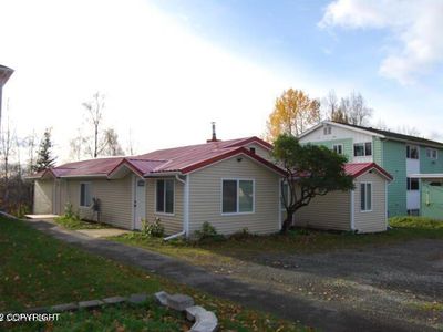 1402 W 47th Ave, Anchorage, AK, 99503
