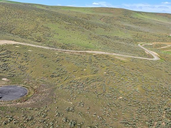 4th image of 72305 Homestead Rd