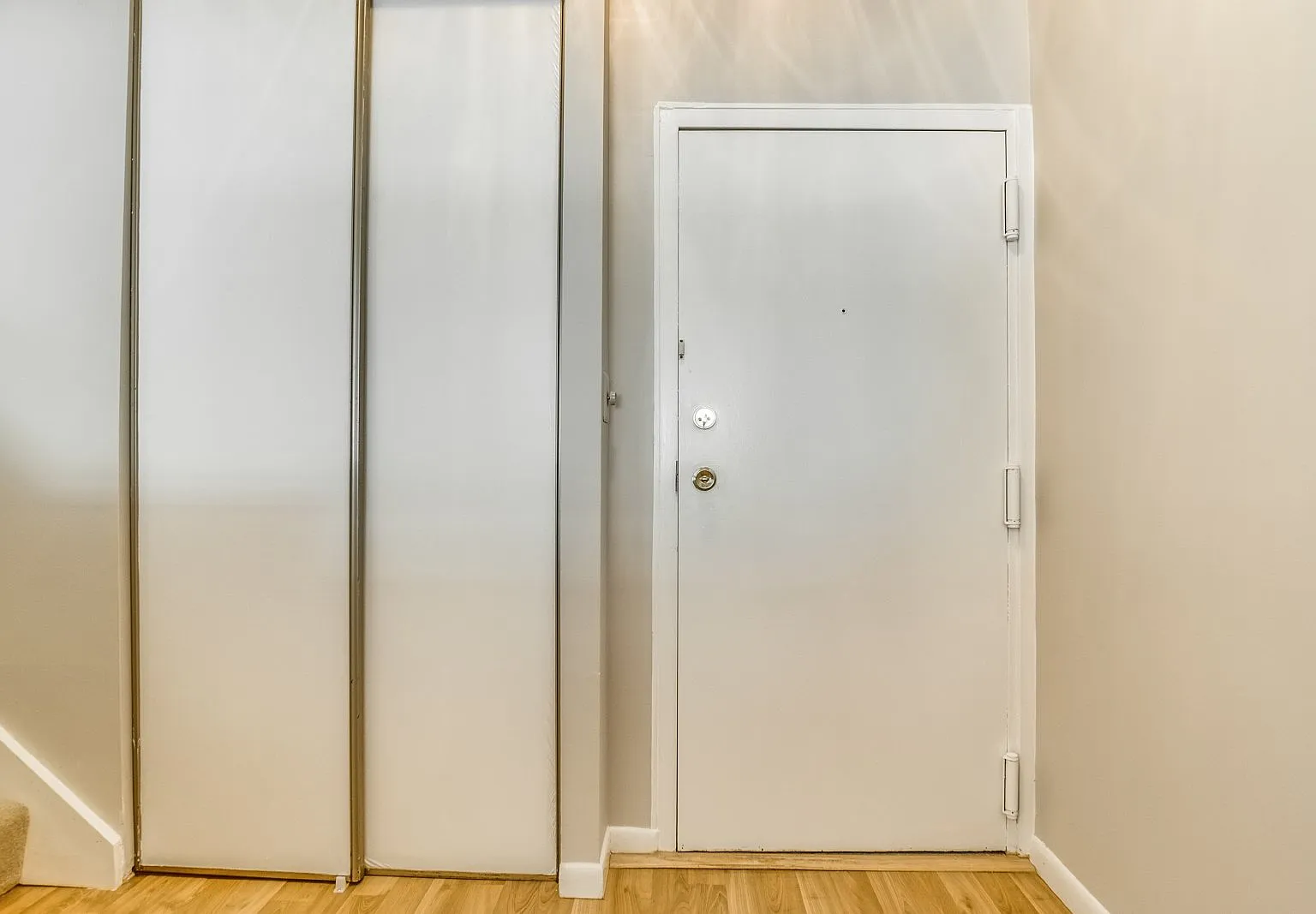 2 bed, 2.0 bath, 1249 sqft, $2,600 — Photo 3