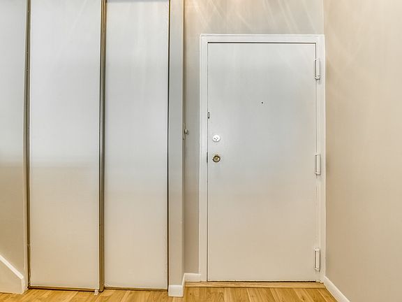 3rd image of 11564 Rolling Green Ct APT 101