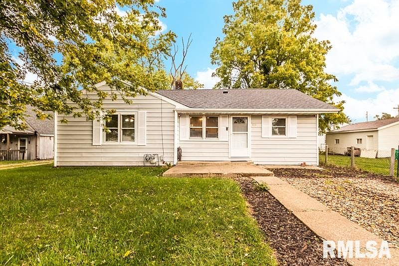 425 E High St, Creve Coeur, IL 61610 Zillow